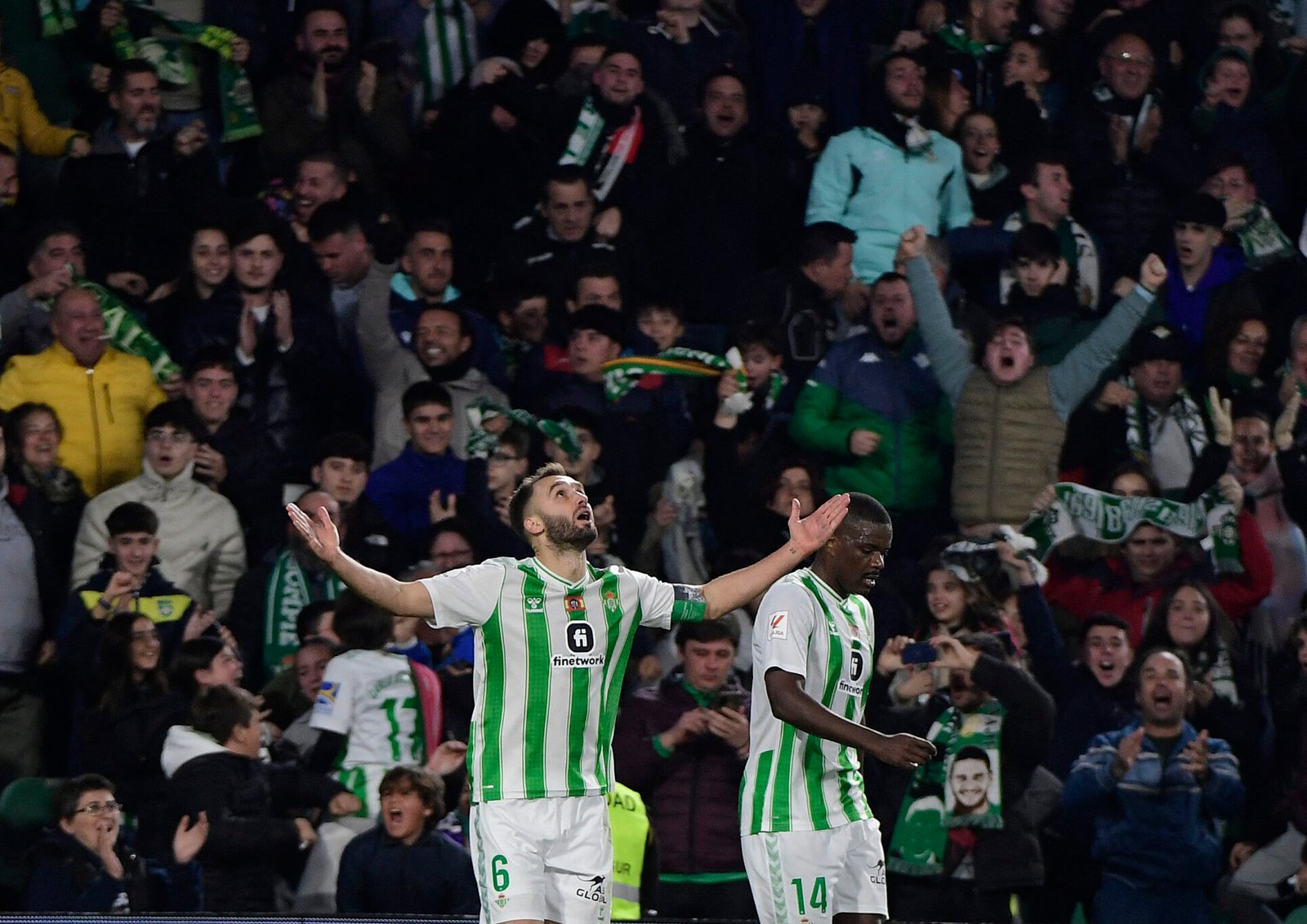 Real Betis 1-1 Girona FC: Los De Michel 'pinchan' Ante El Betis Y Dejan ...