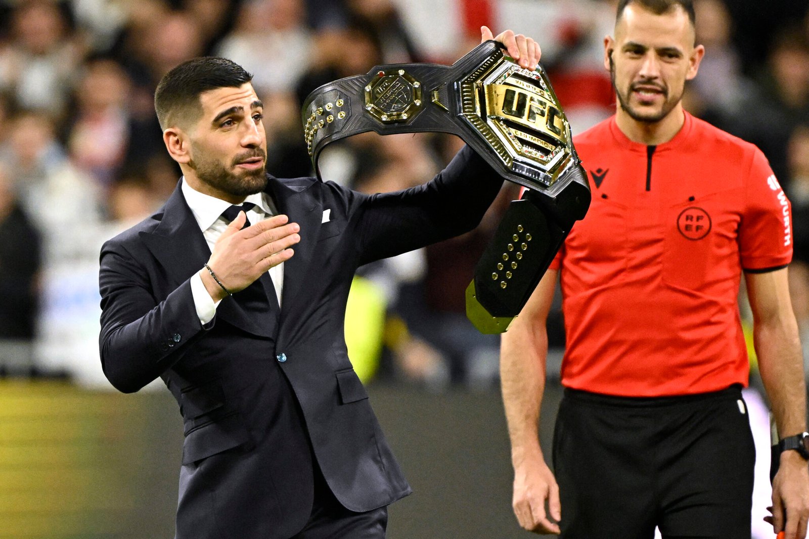 Ilia ofrece su título en el Bernabéu