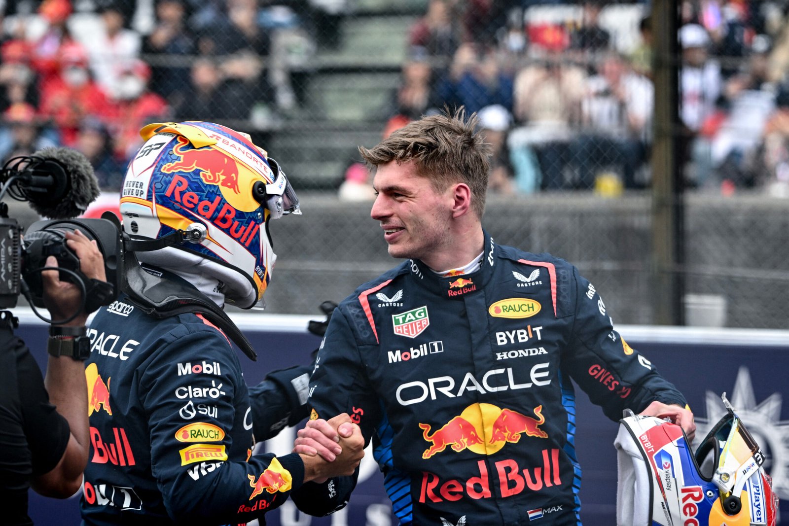 Red Bull celebrando el 1-2 logrado en la clasificación de F1 de Japón