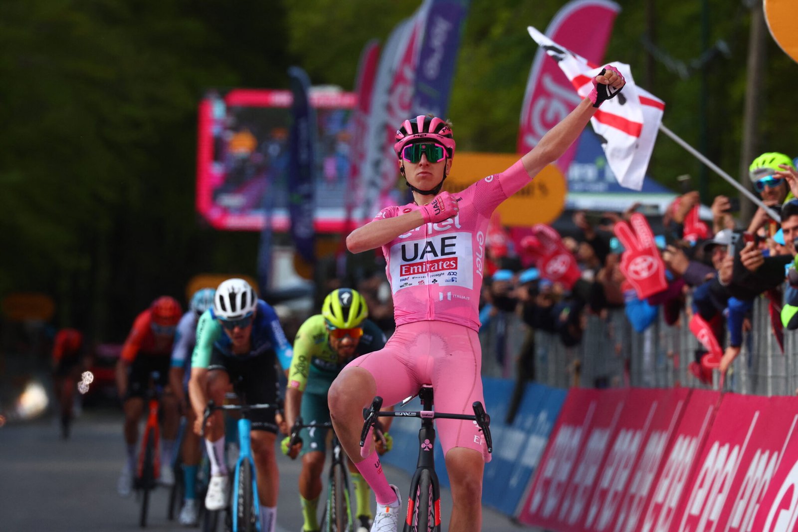 Tadej Pogacar, ganador de la etapa 8 del Giro de Italia.