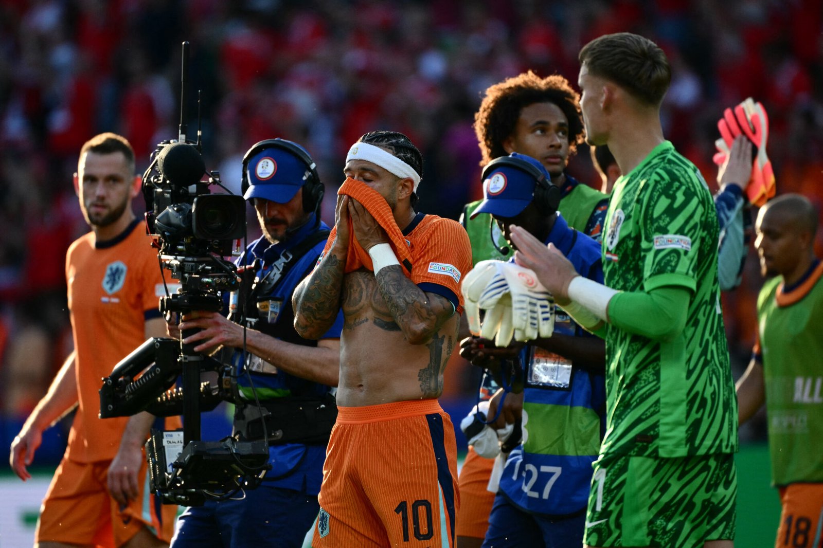 Memphis Depay tras la derrota ante Austria. FOTO: OneFootball