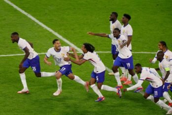 Francia celebrando el pase a semifinales