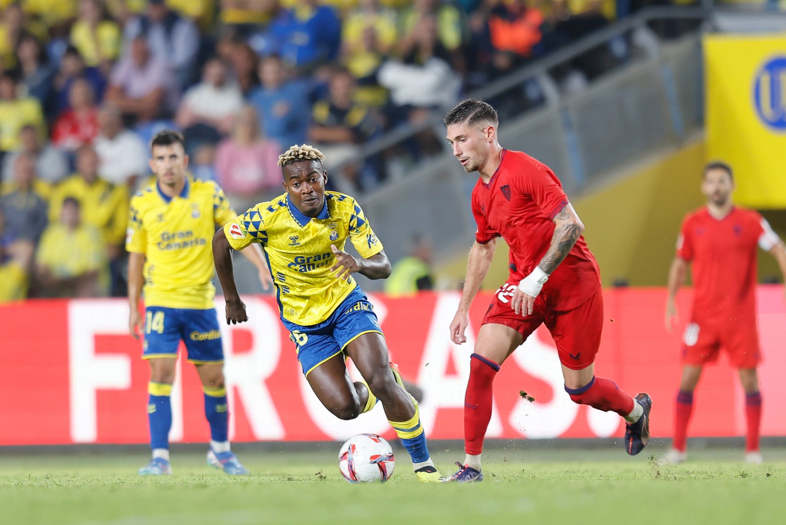 Aboubacar Bassinga en el encuentro frente al Sevilla. Foto: UD Las Palmas.