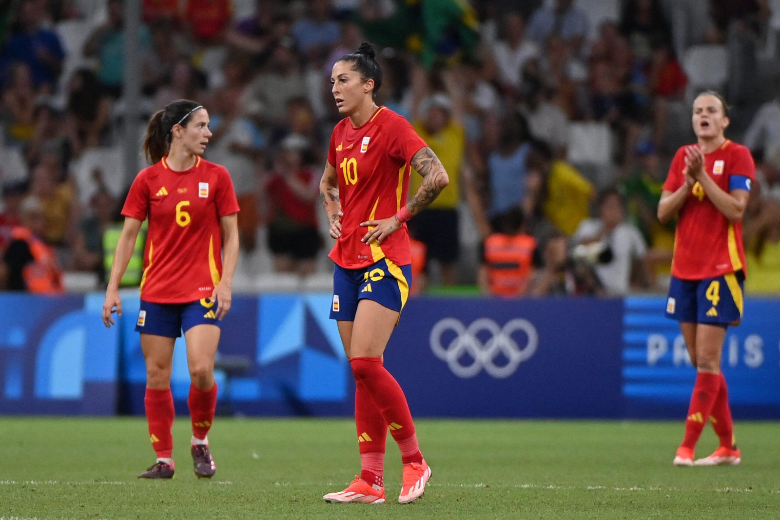 Jenni, Aitana e Irene