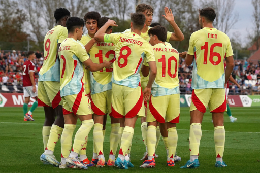 Celebración de España Sub-21 tras anotar el 0-1 ante Hungría