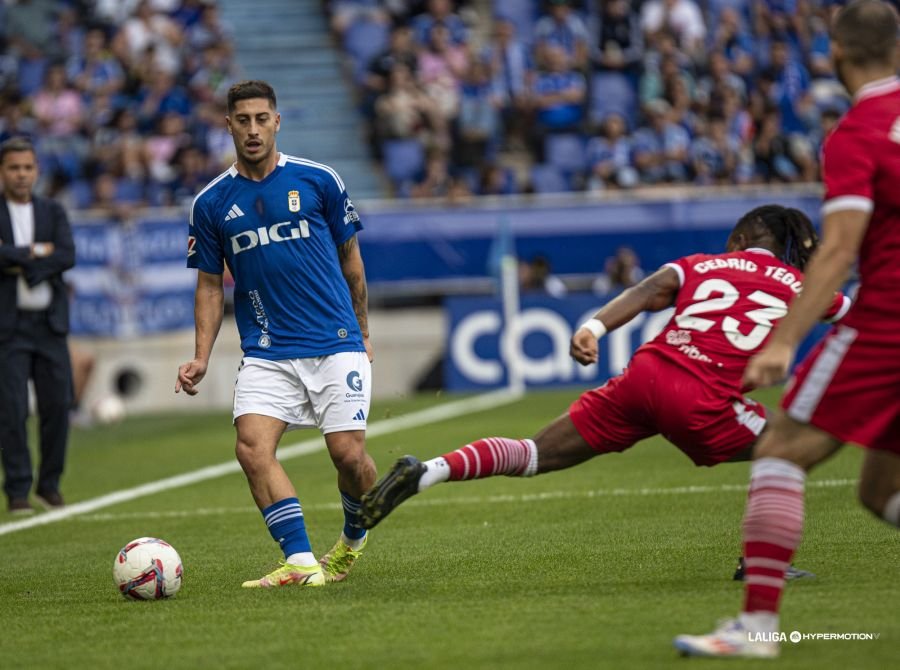 Real Oviedo contra FC Cartagena