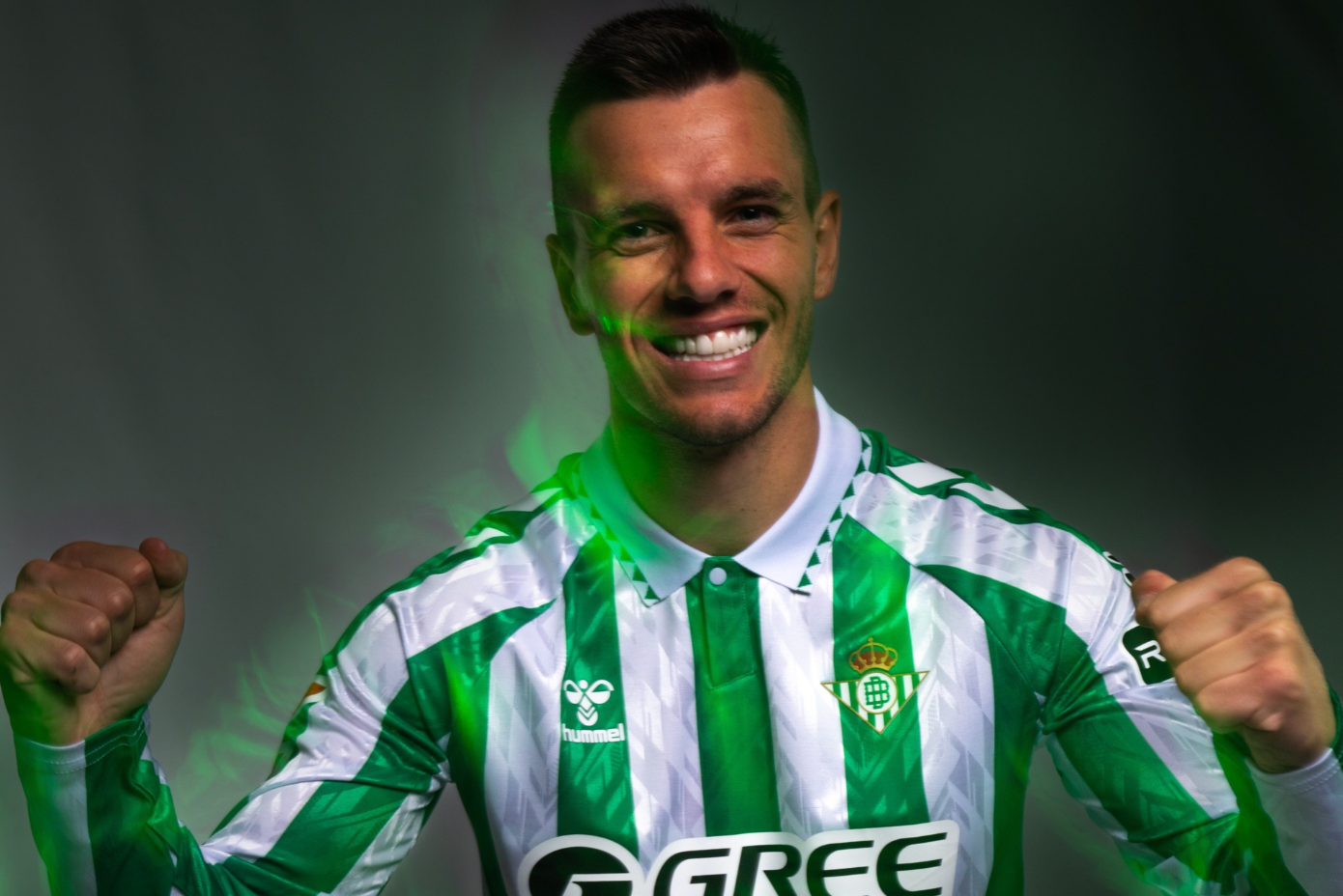 Lo Celso ficha por el Betis de manera oficial / Foto: (Real Betis vía X)