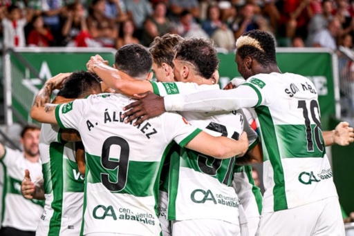 Celebración del Elche CF en el empate 2-2 contra el Granada