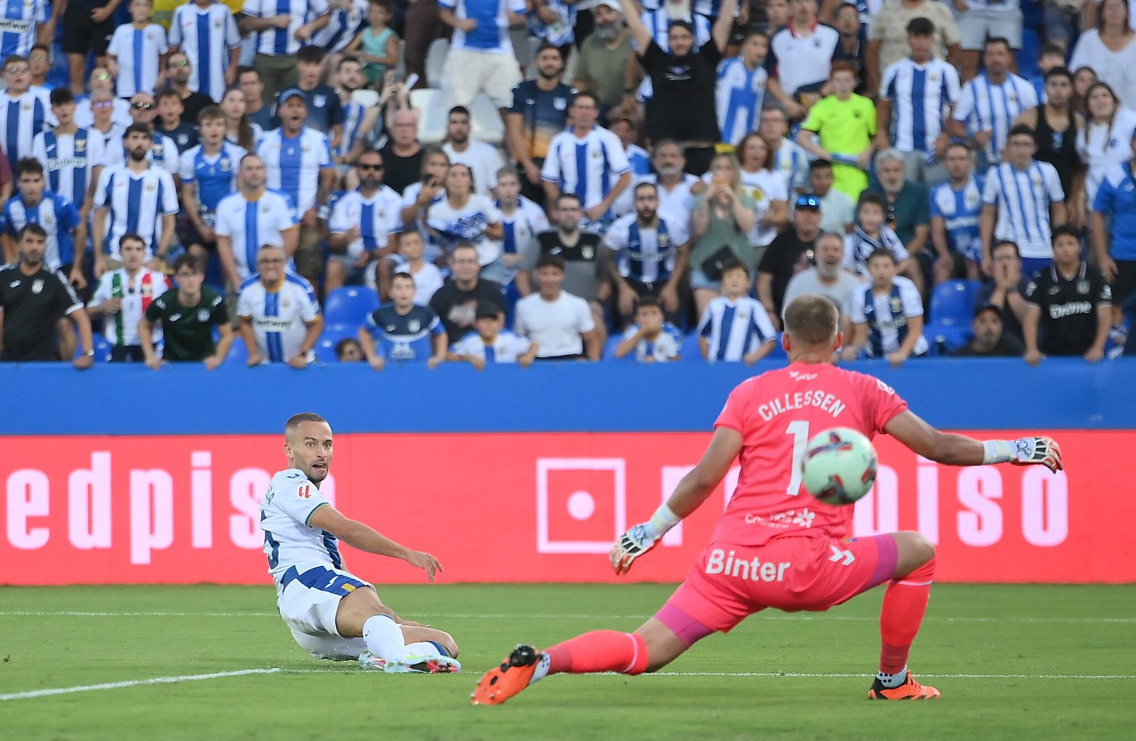 El gol de Franquesa ante Cillessen