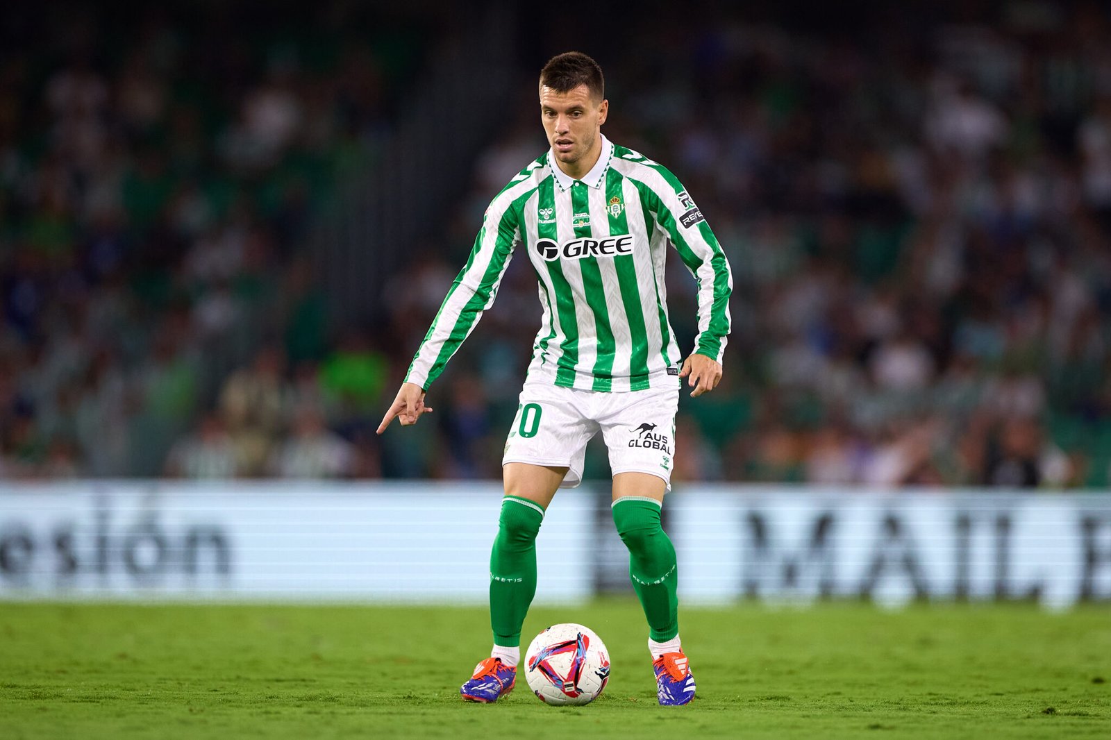 Lo Celso, debutando de nuevo con el Betis