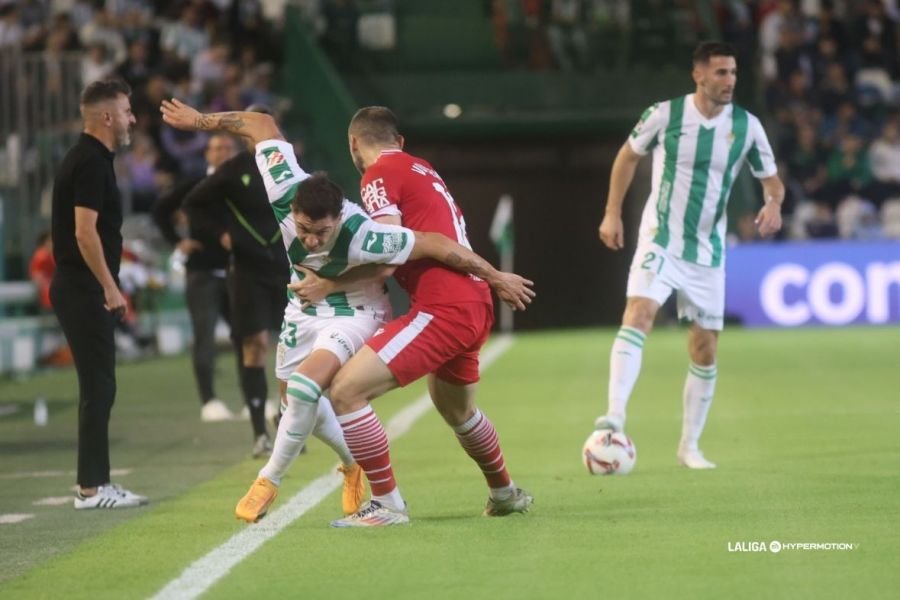 Duelo entre Cristian Barracedo y Andrija Vukcevic