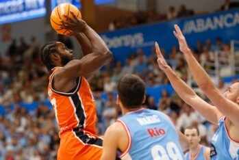 Río Breogán - Valencia Basket (Vía X: `Valencia Basket)