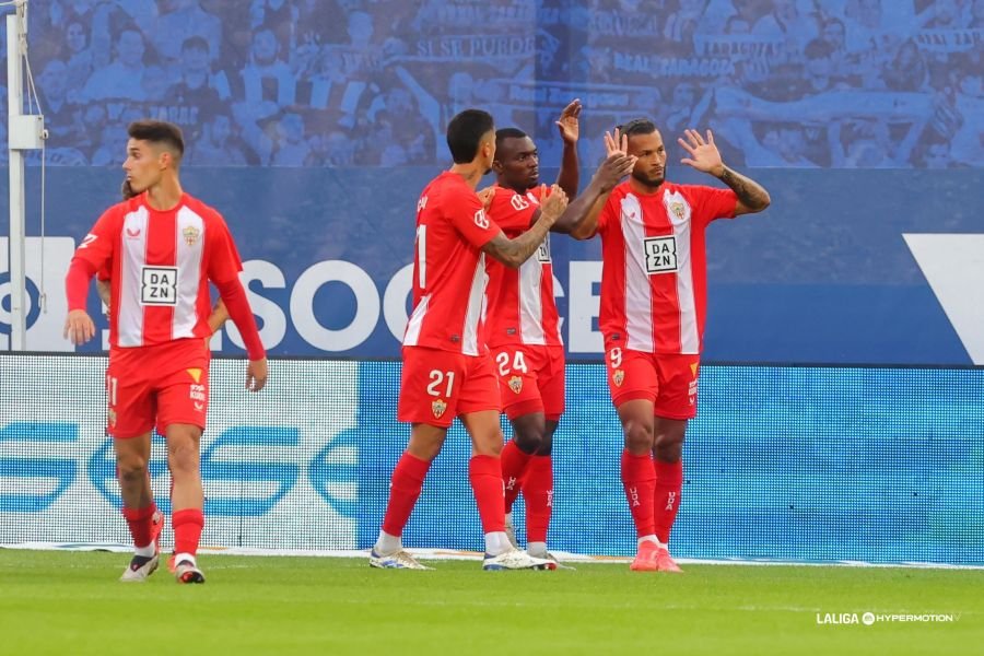 Luis Suáres tras anotar el 0-1 en el Real Zaragoza vs UD Almería