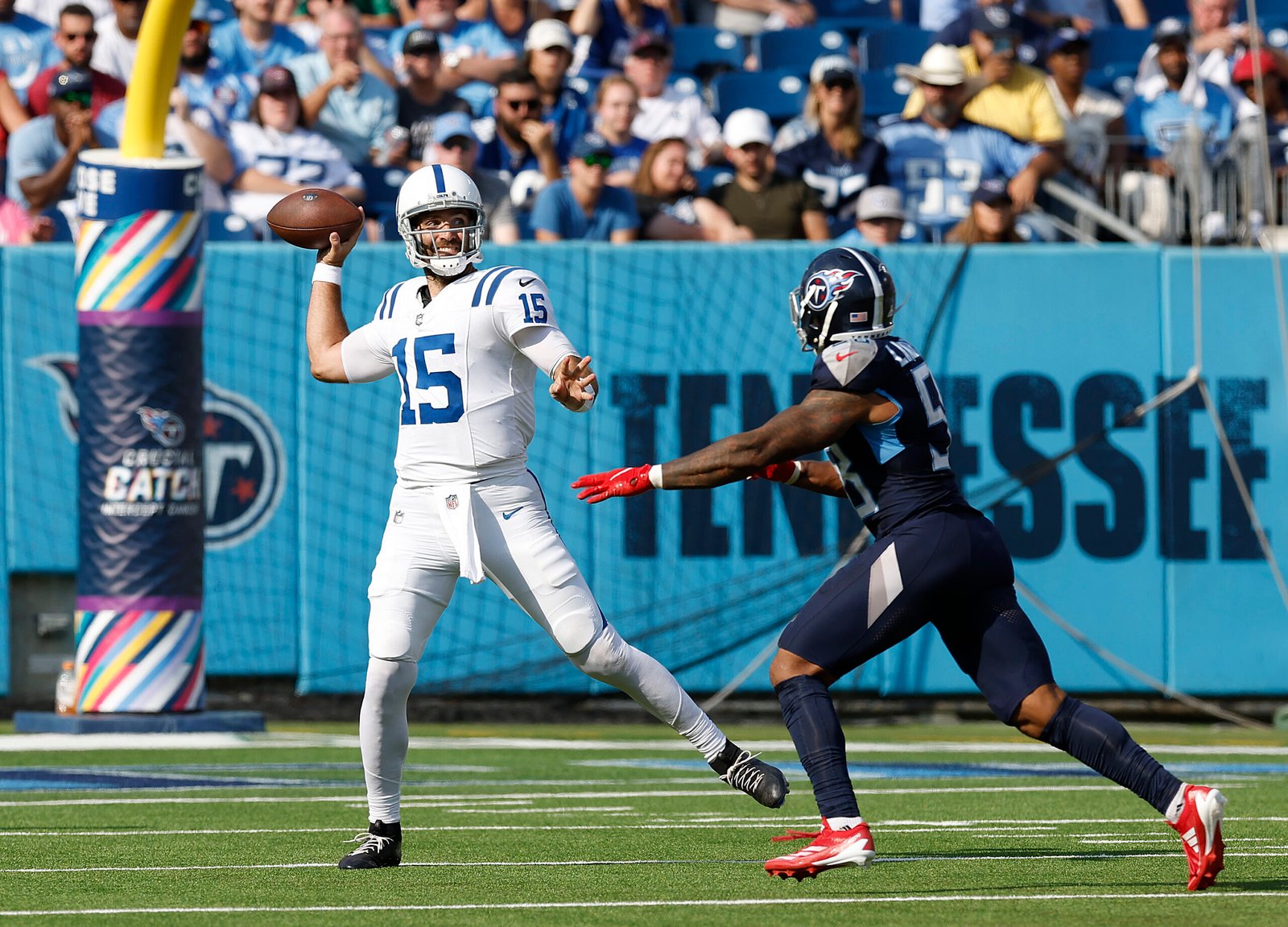 Joe Flacco #15 con los Indianapolis Colts contra losTennessee Titans en el Nissan Stadium el 13 de Octubre en Nashville, Tennessee. (Fotografía: Wesley Hitt/Getty Images)