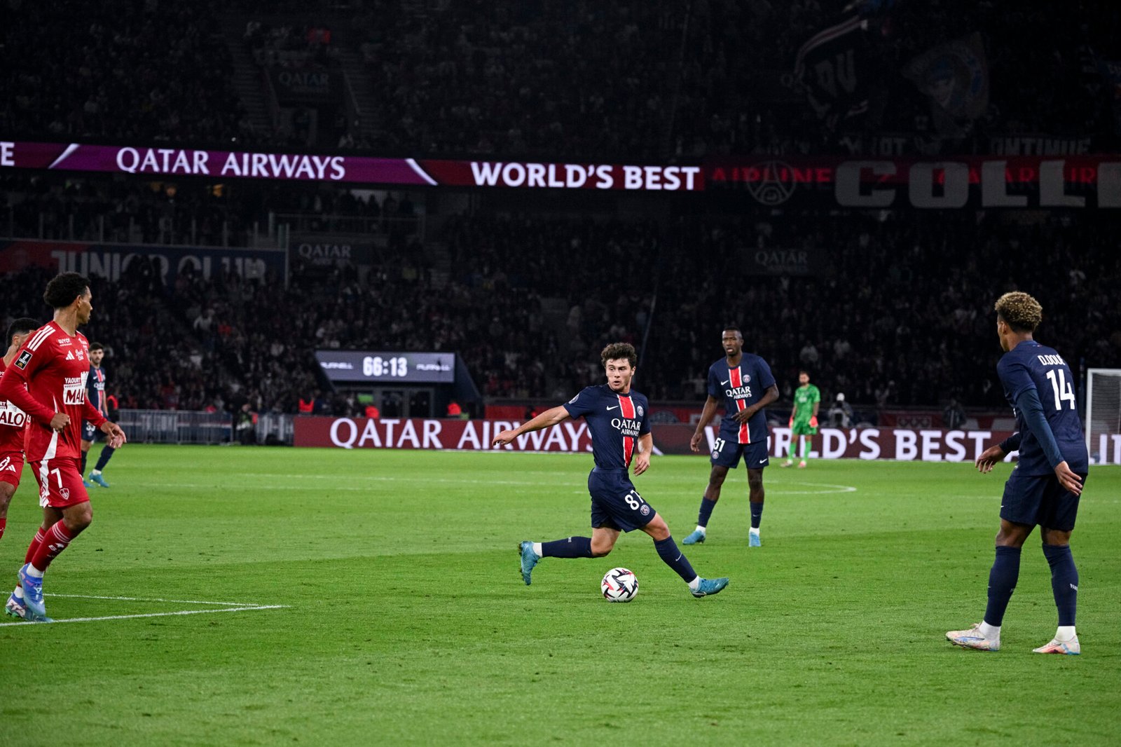 Joao Neves con el PSG