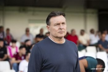 Cristóbal Parralo en el comienzo de la anterior jornada ante el FC Cartagena