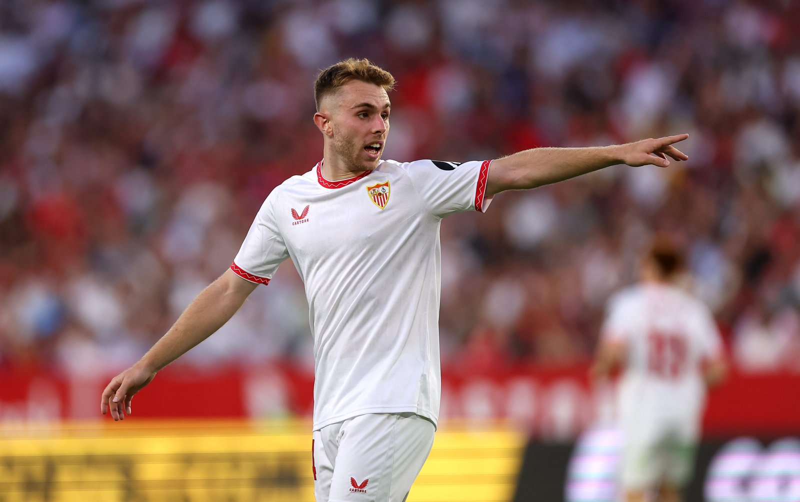 Peque del Sevilla FC en el partido entre el Sevilla FC - Real Valladolid CF(Photo by Fran Santiago/Getty Images)