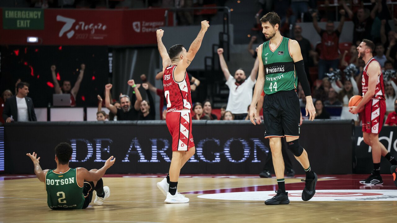 Spissu celebrando la victoria tras el pitido final en la prórroga ante el Joventut de Badalona