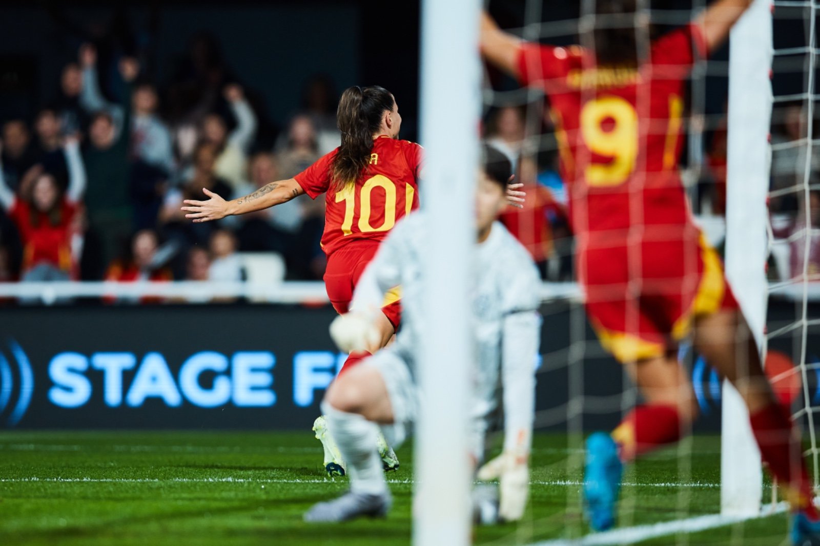 Claudia Pina celebra el gol anotado ante Corea del Sur. Fuente: Selección femenina de fútbol "X"