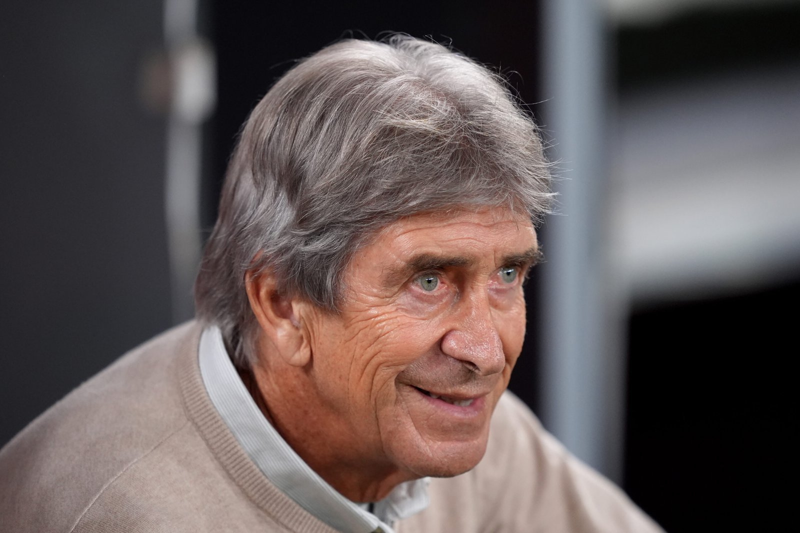 Manuel Pellegrini durante el partido entre el Athletic Club y el Real Betis.