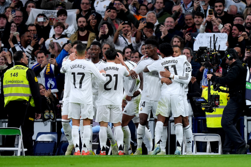 El Real Madrid celebra el primer gol frente al Sevilla FC