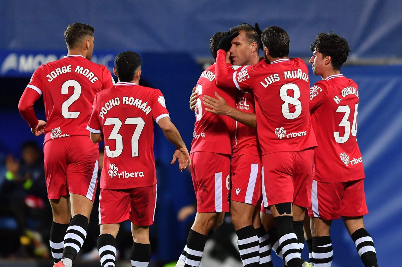 Alfredo Ortuño celebra, junto a sus compañeros, el gol anotado en Copa del Rey frente al Andorra. Fuente: FC Cartagena Facebook