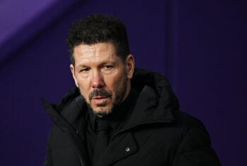 Simeone en el banquillo