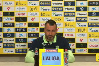 Diego Martínez en rueda de prensa. Foto: UD Las Palmas.