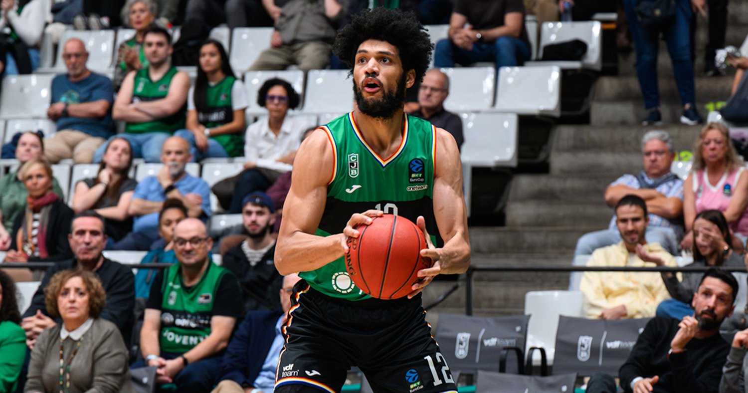 Kaiser Gates en un partido con la camiseta del Joventut Badalona. Fuente: Rumores de Basket