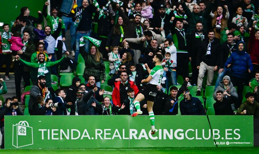 Andres Martin celebra el gol anotado. (Foto vía: web Laliga)