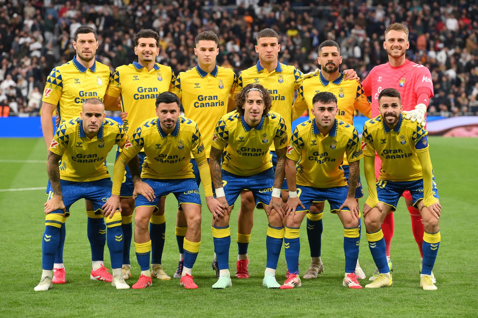 Foto del equipo UD Las Palmas antes del partido de LaLiga entre el Real Madrid CF y la UD Las Palmas en el Estadio Santiago Bernabeu el 19 de enero de 2025 en Madrid, España. (Foto de Denis Doyle/Getty Images)