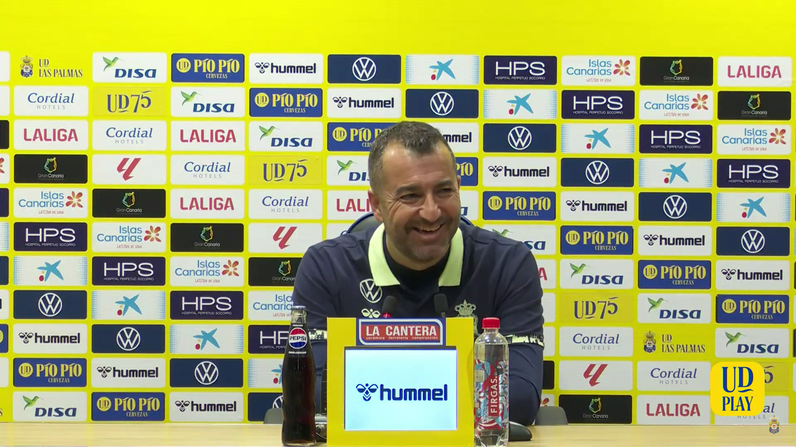 Diego Martínez en rueda de prensa. Foto: UD Las Palmas.