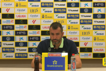 Diego Martínez en rueda de prensa en la previa del partido entre Las Palmas y el Villarreal. Foto: UD Las Palmas.