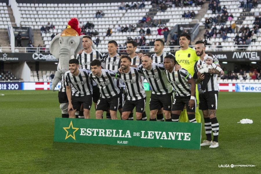 Imagen del último once del FC Cartagena. Fuente: LaLiga vía web