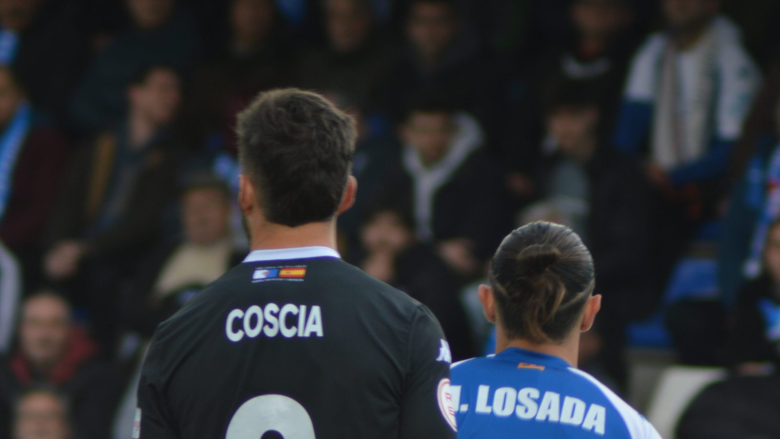 Coscia y Mario Losada en la disputa del Alcoyano-Hercules (Fotografía:Ángel Sánchez)