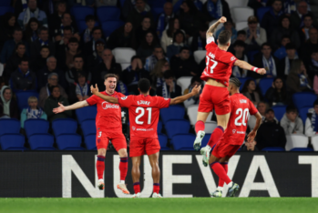 Ejuke celebra el gol de la victoria del Sevilla FC en el Reale Arena