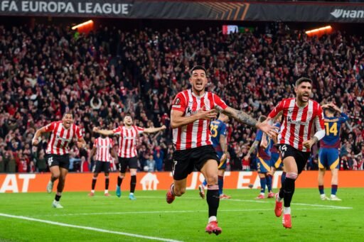 Yuri Berchiche celebra el segundo gol del Athletic que supuso la remontada en la eliminatoria. Fuente: Athletic Club "X"