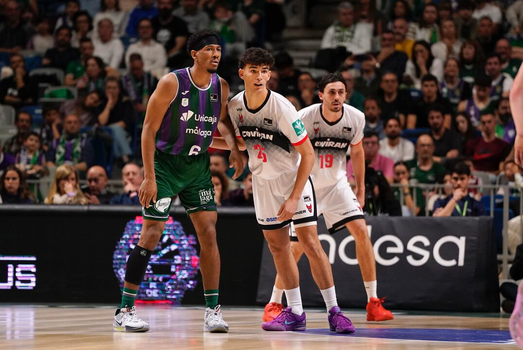 Kameron Taylor junto a Luca Medal en la jornada anterior entre el Coviran Granada y Unicaja de Málaga (Foto: vía Covirán Granada / Redes Sociales `X`)
