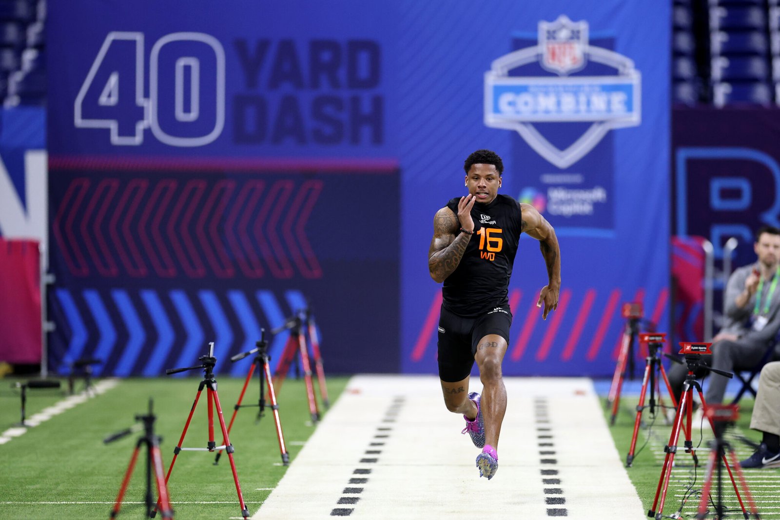 Matthew Golden, uno de los corredores del Draft, #WO16 de Texas en el NFL Scouting Combine en el Lucas Oil Stadium el 1 de Marzo 2025 en Indianapolis, Indiana(Fotografía: Stacy Revere/Getty Images)