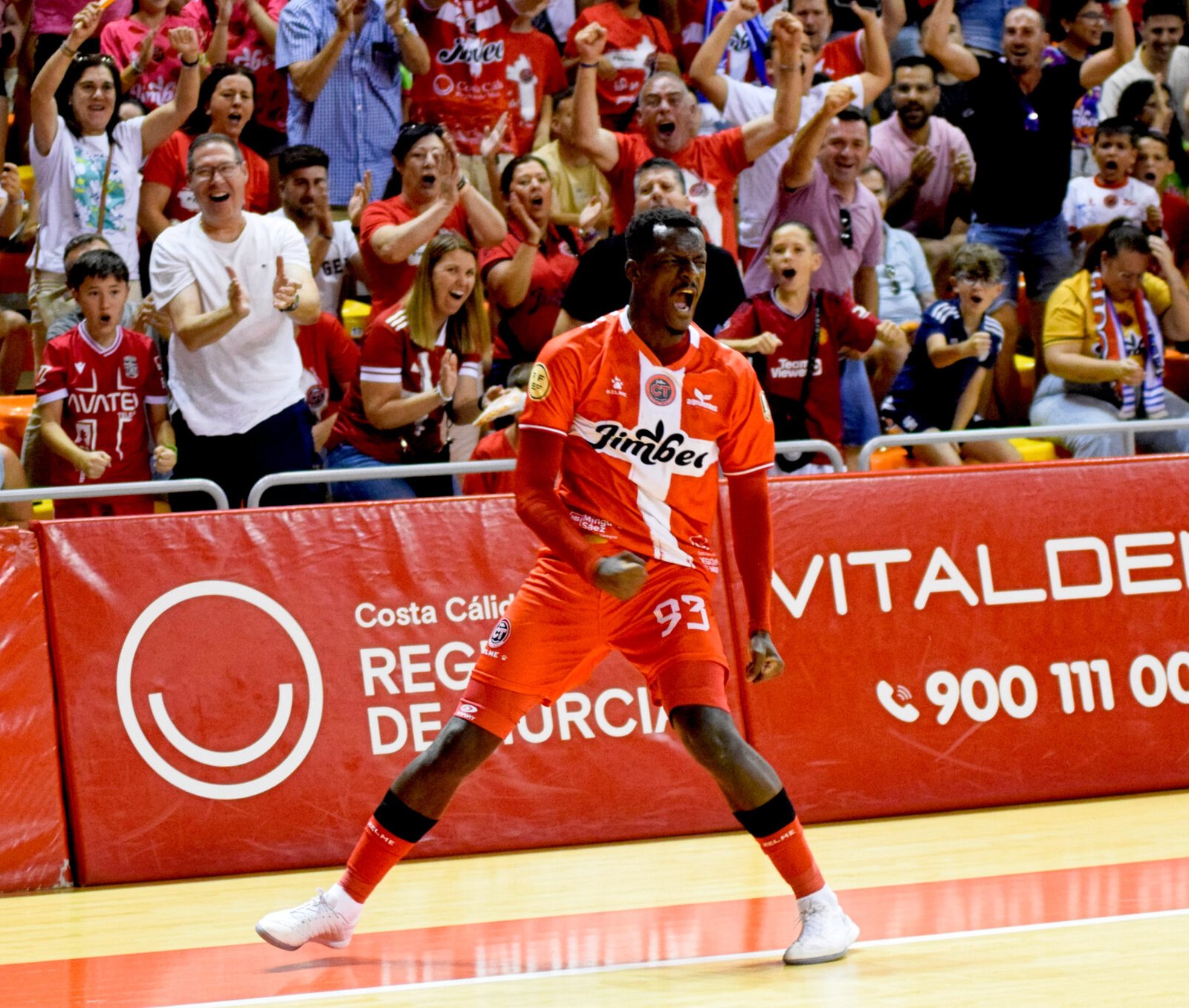 Mouhoudine celebra de forma efusiva el gol. Fuente: Jimbee Cartagena
