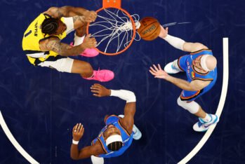 Obi Toppin #1 de Indiana Pacers contra Oklahoma City Thunder en las NBA Finals 025 en el Gainbridge Fieldhouse el 13 de Junio de 2025 en Indianapolis, Indiana. (Fotografía: Abbie Parr - Pool/Getty Images)